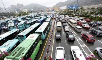 武汉在全国交通拥堵排名中大跳水 下降至第1
