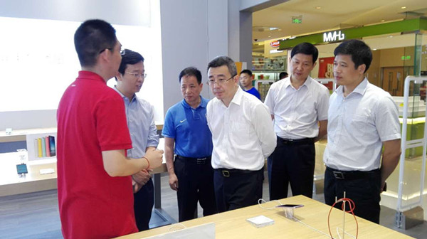 胡道银拜访小米科技和京东集团总部