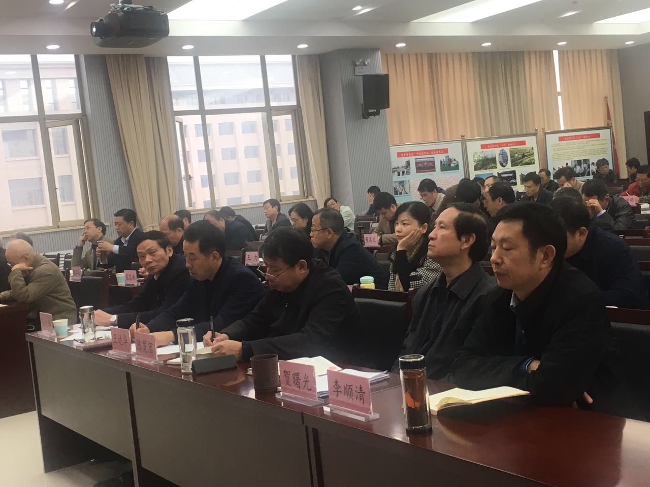 湖北省委宣讲团赴省委财经办、省农业厅、鄂州