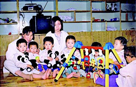 美国长大的孤儿 10年后回宜昌寻找亲生父母