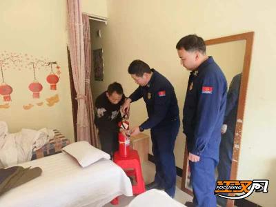 荆州区：消防器材“送上门” 撑起残疾人“保护伞”